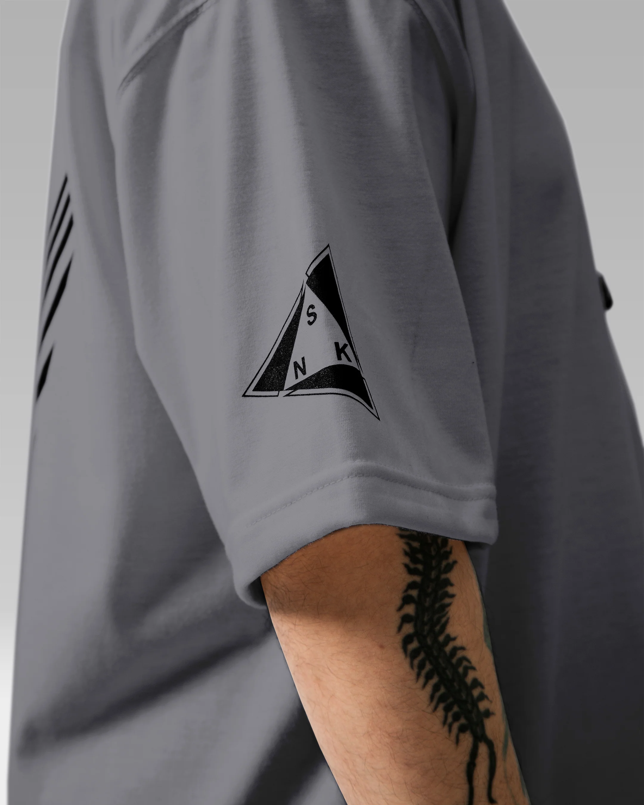 CORE OS WINGS T-shirt - Grey - Image 3