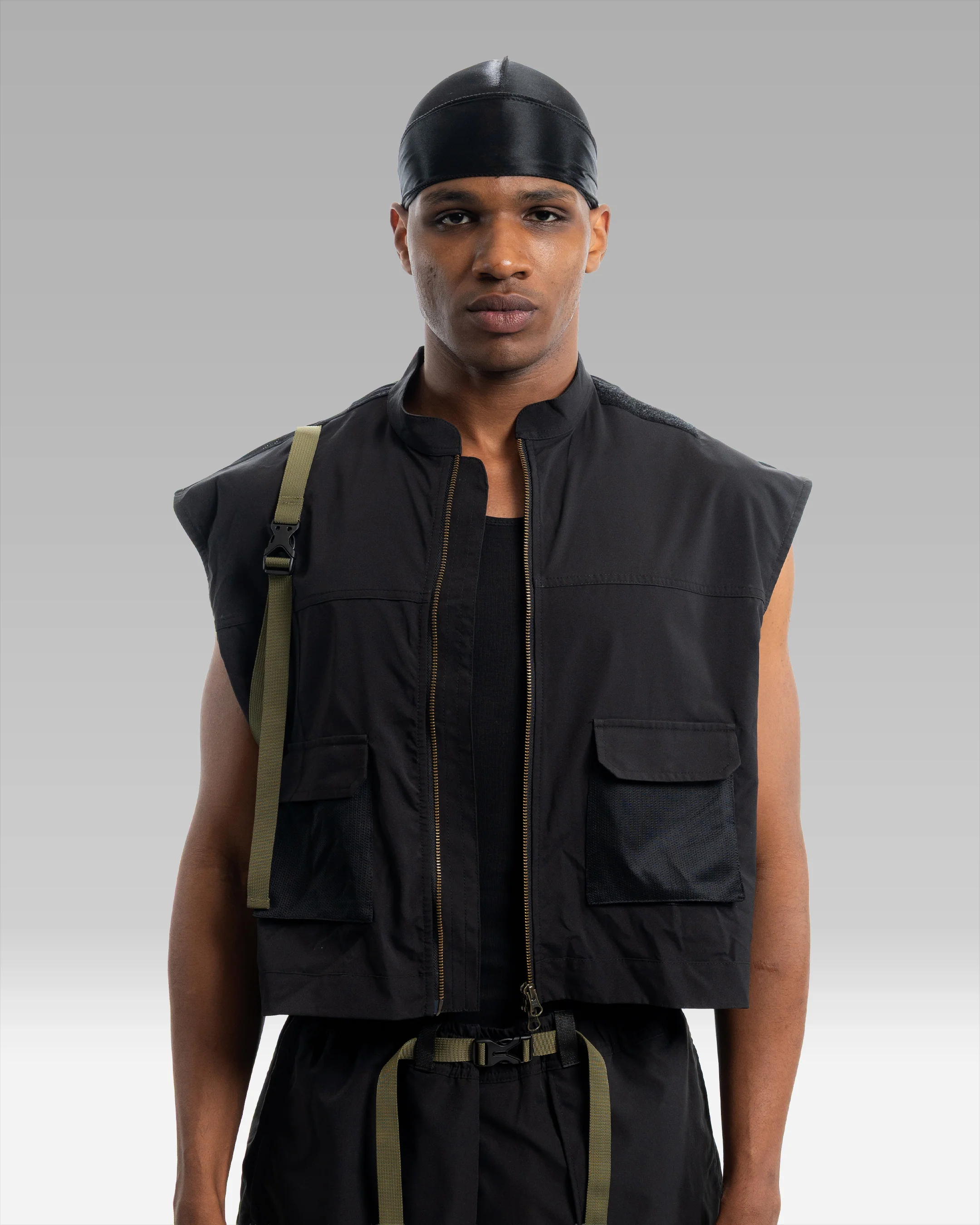 B1:R1 Cropped Vest - Image 13