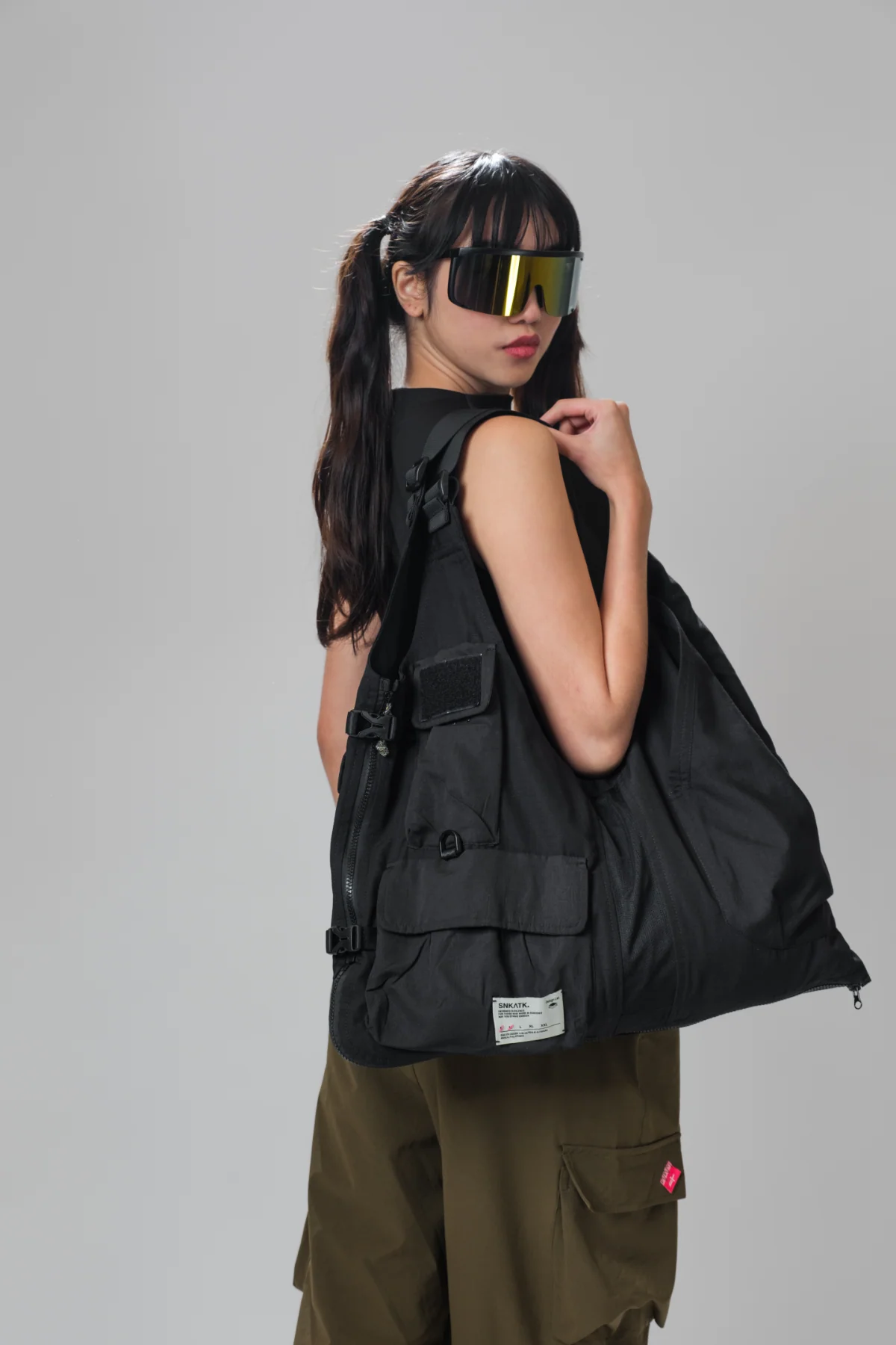 BADLANDS Utility Vest/Tote Bag - Midnight - Image 3